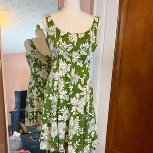 Jones Wear Green and White Floral Mini Dress